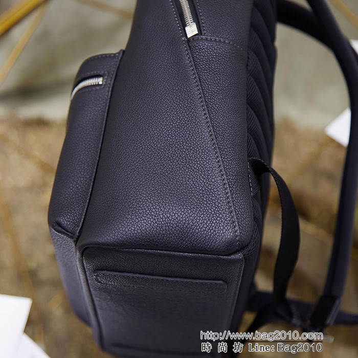 DIOR迪奧 homme 男款雙肩包 簡單休閒背包  zdo1133
